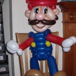 Super Mario als Ballonfigur als Kindergeburtstagsgeschenk